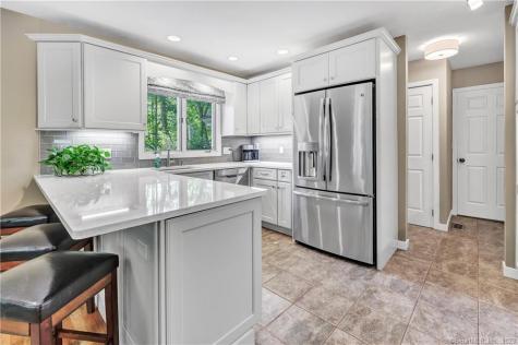 8 Rolling Brook Lane Shelton CT 06484