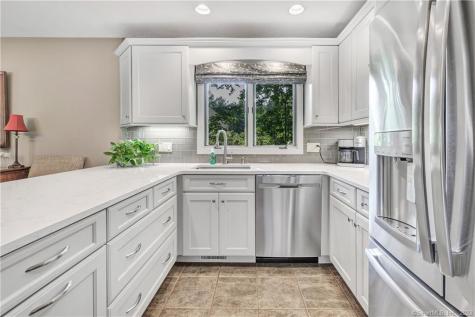 8 Rolling Brook Lane Shelton CT 06484