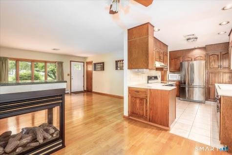 14 Ivy Lane Danbury CT 06811