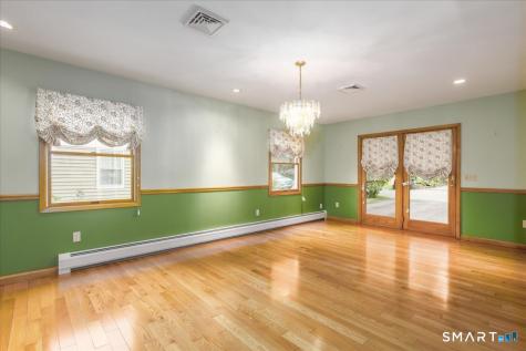 14 Ivy Lane Danbury CT 06811