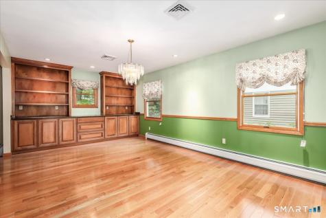 14 Ivy Lane Danbury CT 06811