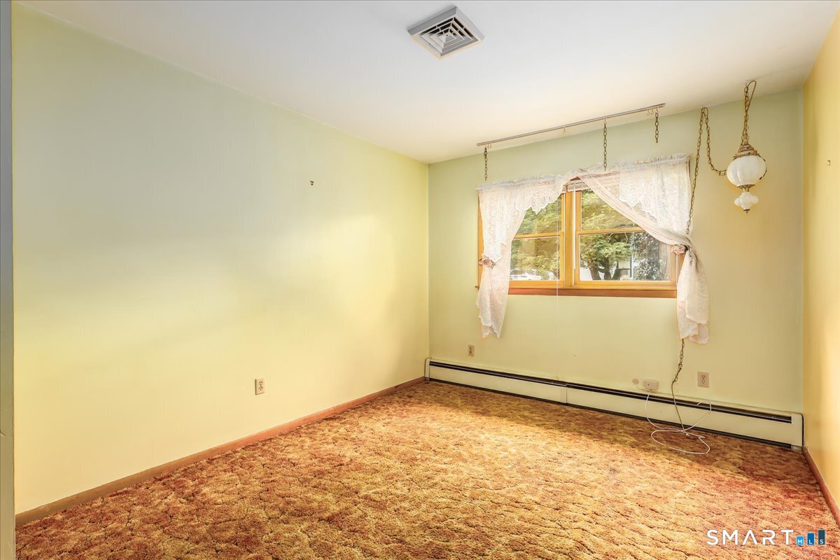 14 Ivy Lane Danbury CT 06811