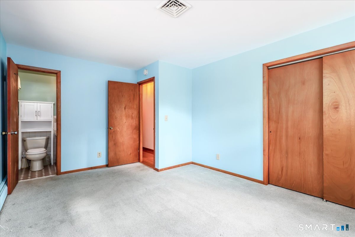 14 Ivy Lane Danbury CT 06811