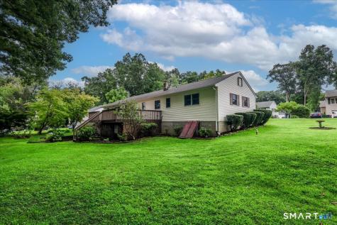 14 Ivy Lane Danbury CT 06811