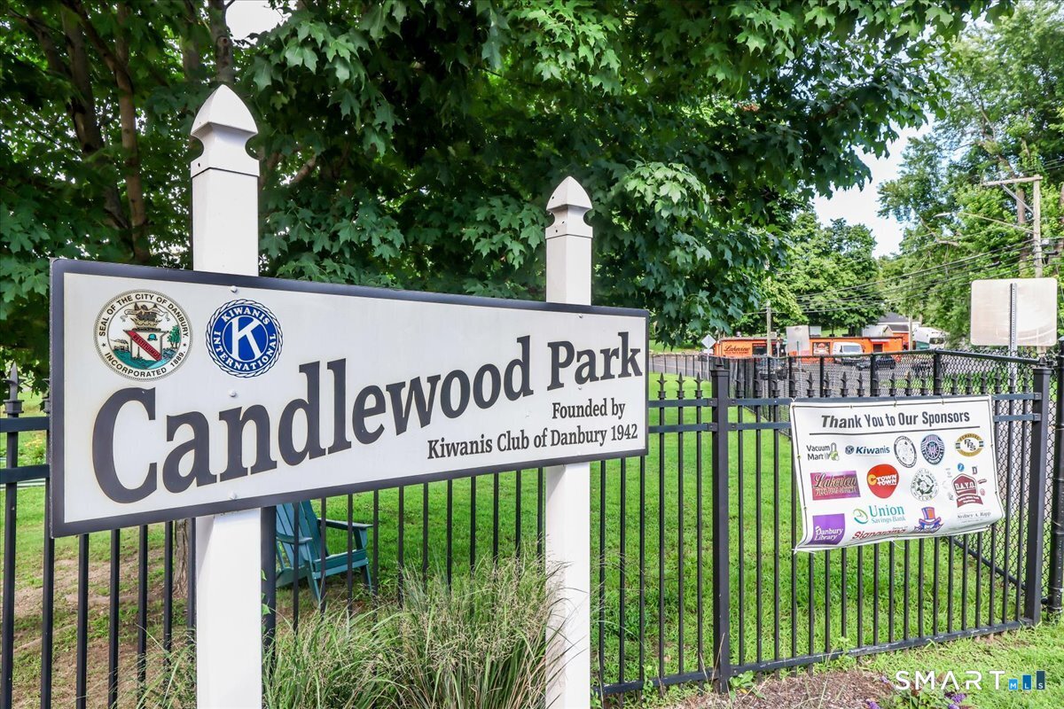 14 Ivy Lane Danbury CT 06811