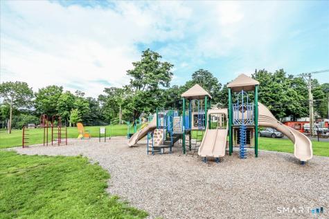 14 Ivy Lane Danbury CT 06811