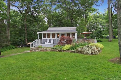 136 Lake Shore Drive Lebanon CT 06249