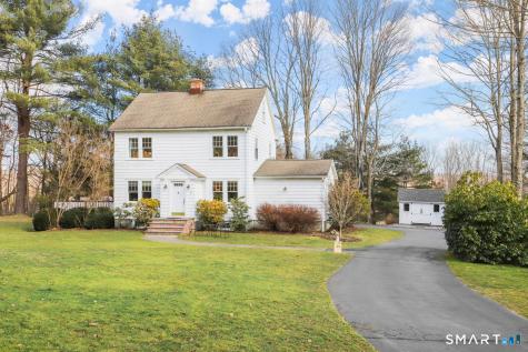 4 Kay Lane Newtown CT 06470