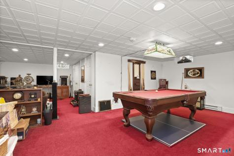 4 Kay Lane Newtown CT 06470