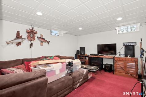 4 Kay Lane Newtown CT 06470