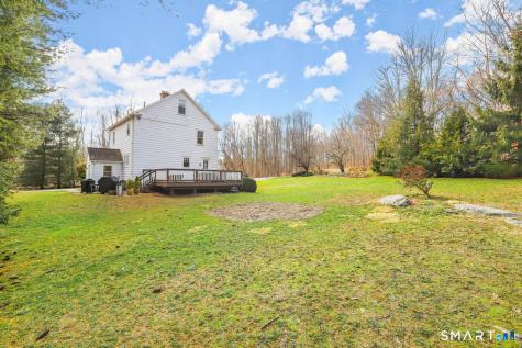 4 Kay Lane Newtown CT 06470