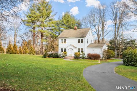 4 Kay Lane Newtown CT 06470