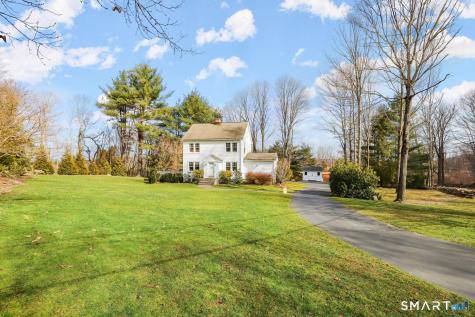 4 Kay Lane Newtown CT 06470