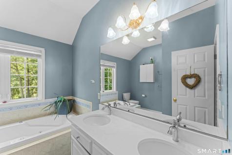 33 Pond View Drive Southbury CT 06488