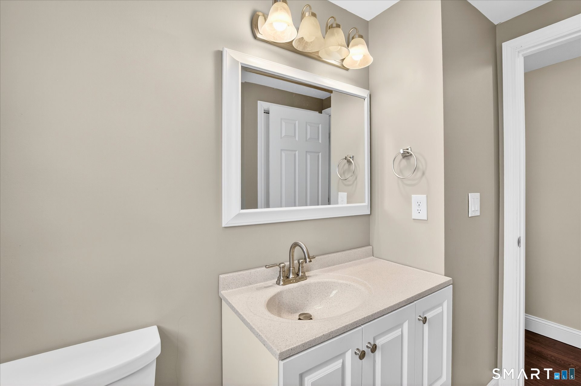 46 Schaffer Drive East Hartford CT 06118
