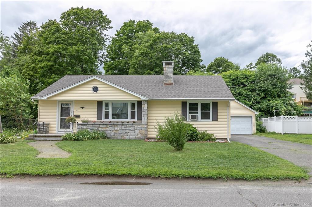 15 Greenlawn Avenue Stratford CT 06614