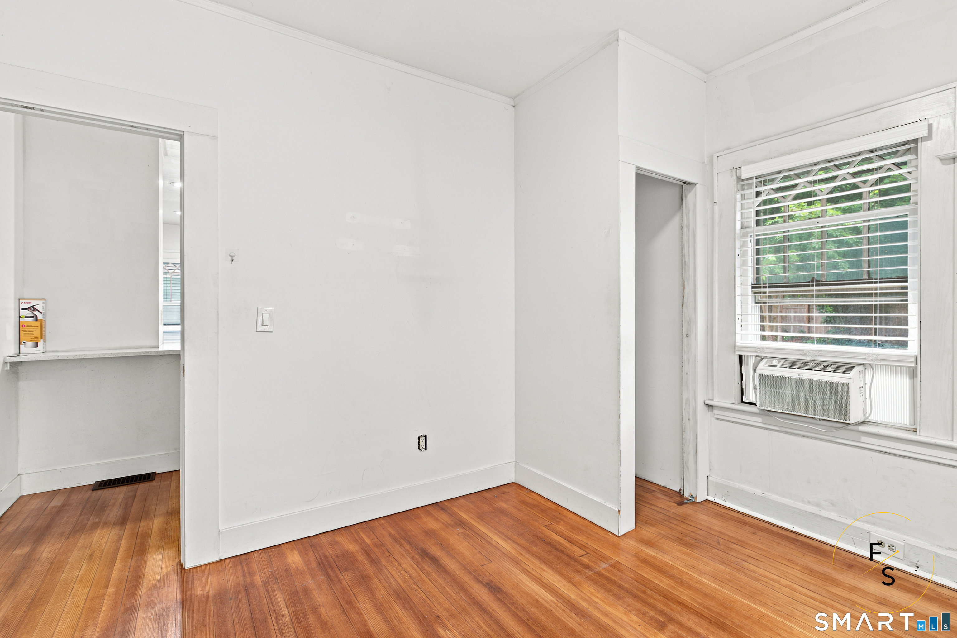 34 Harlem Avenue Bridgeport CT 06606