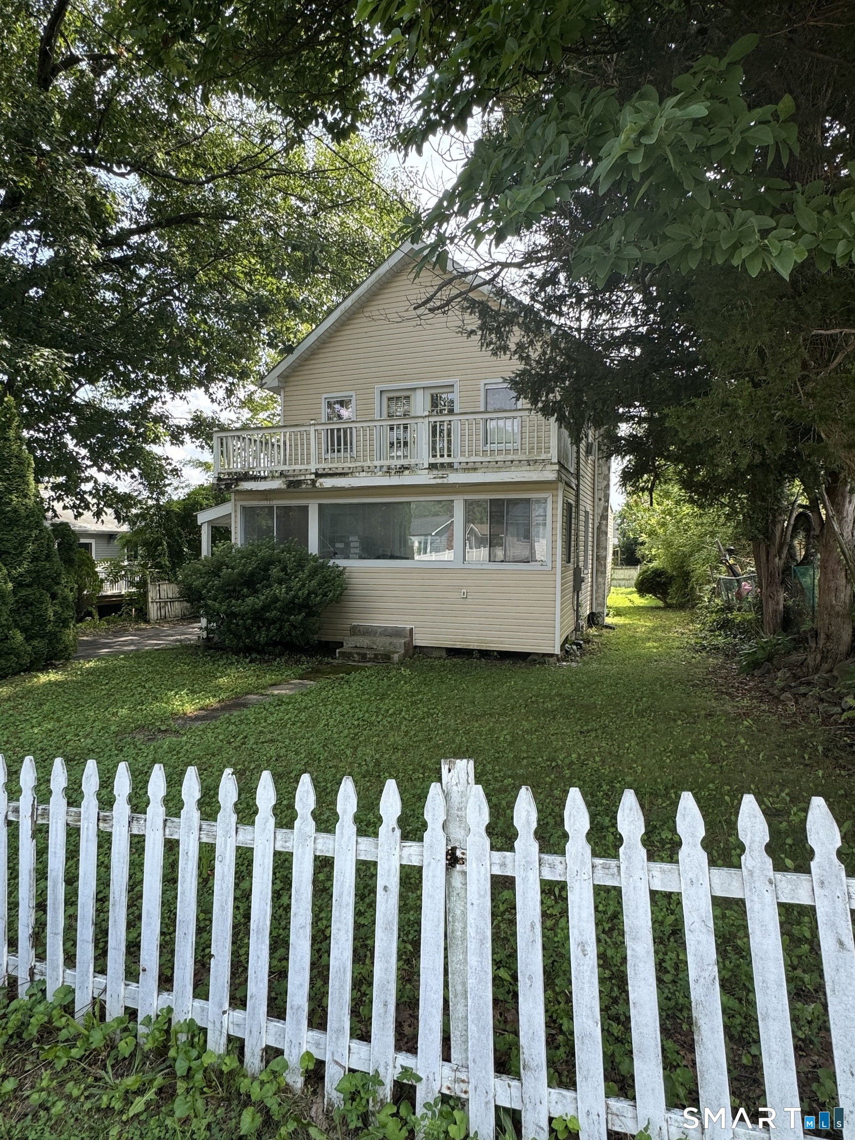6 Beech Street Danbury CT 06810