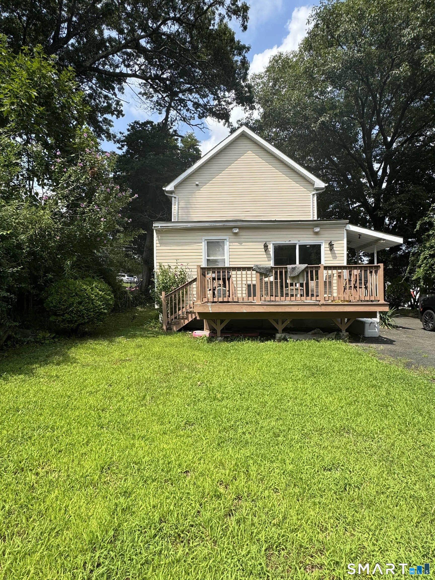 6 Beech Street Danbury CT 06810