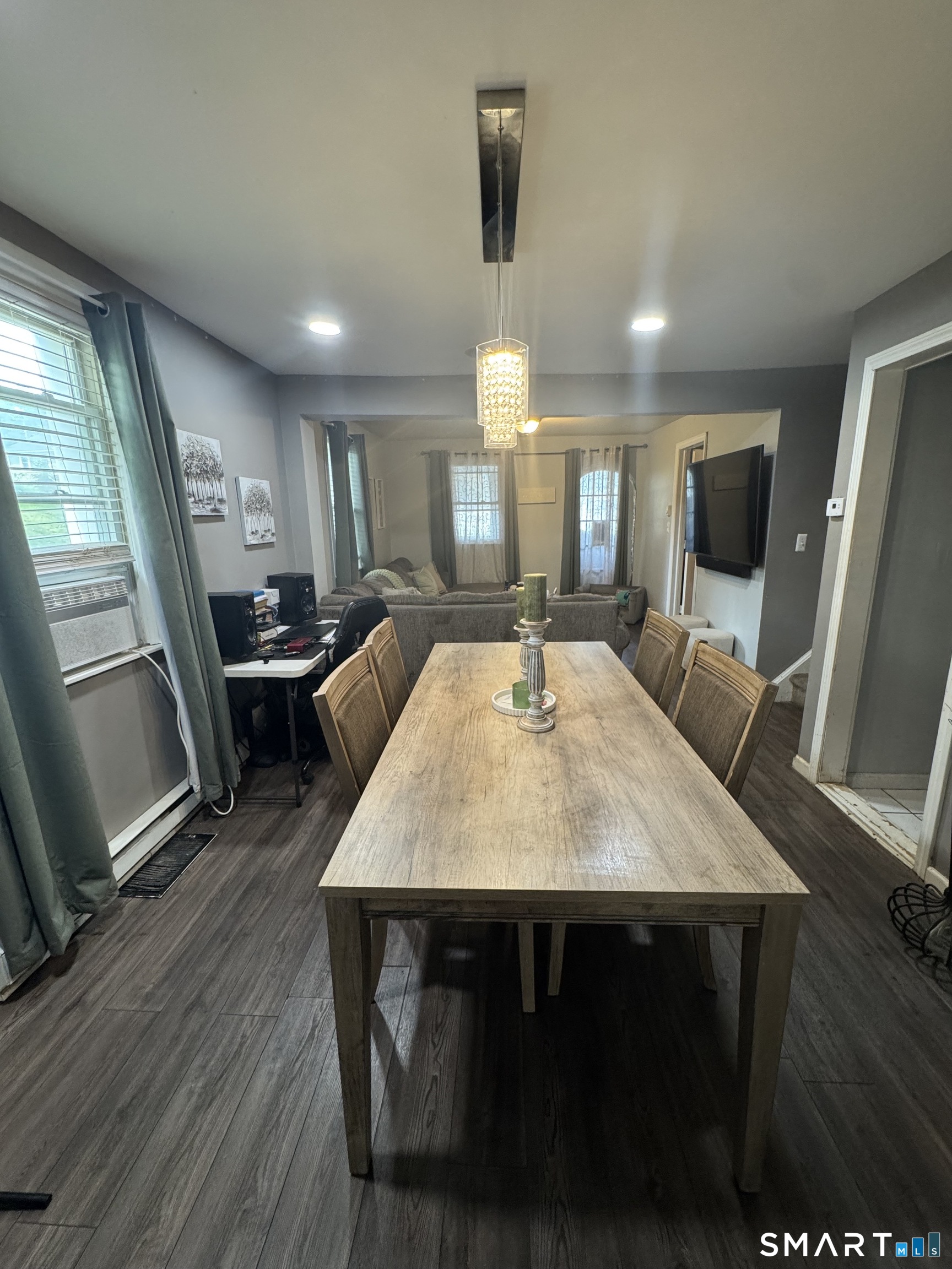 6 Beech Street Danbury CT 06810