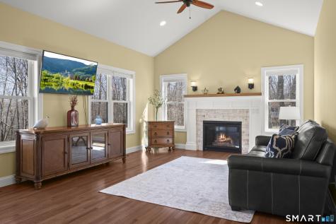 6 Syleo Lane Salem CT 06420