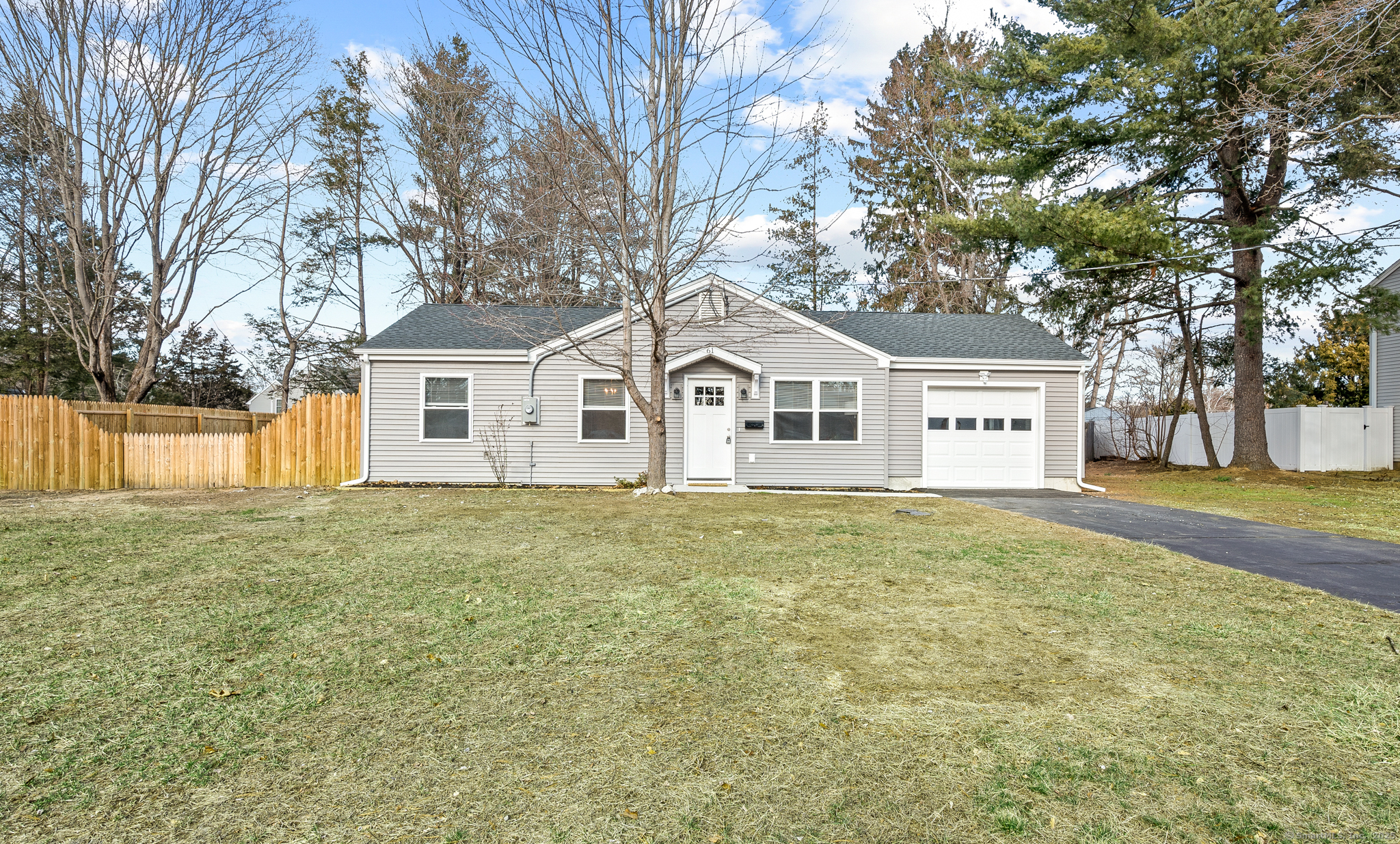 61 Woodbridge Road Glastonbury CT 06033