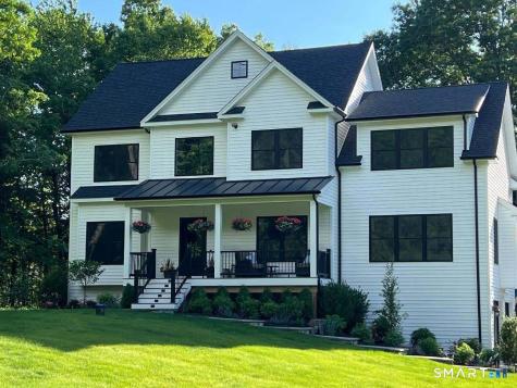 81 Far View Drive Newtown CT 06482