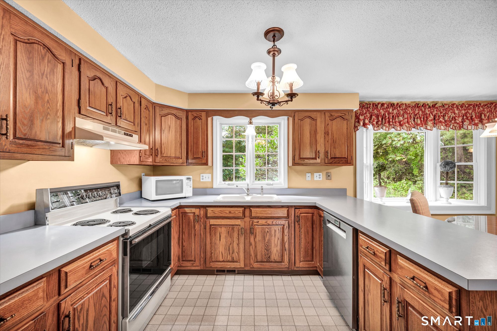 25 Briarwood Lane Wallingford CT 06492