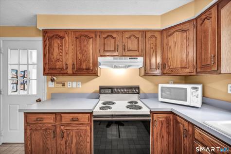 25 Briarwood Lane Wallingford CT 06492
