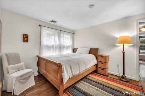 25 Briarwood Lane Wallingford CT 06492