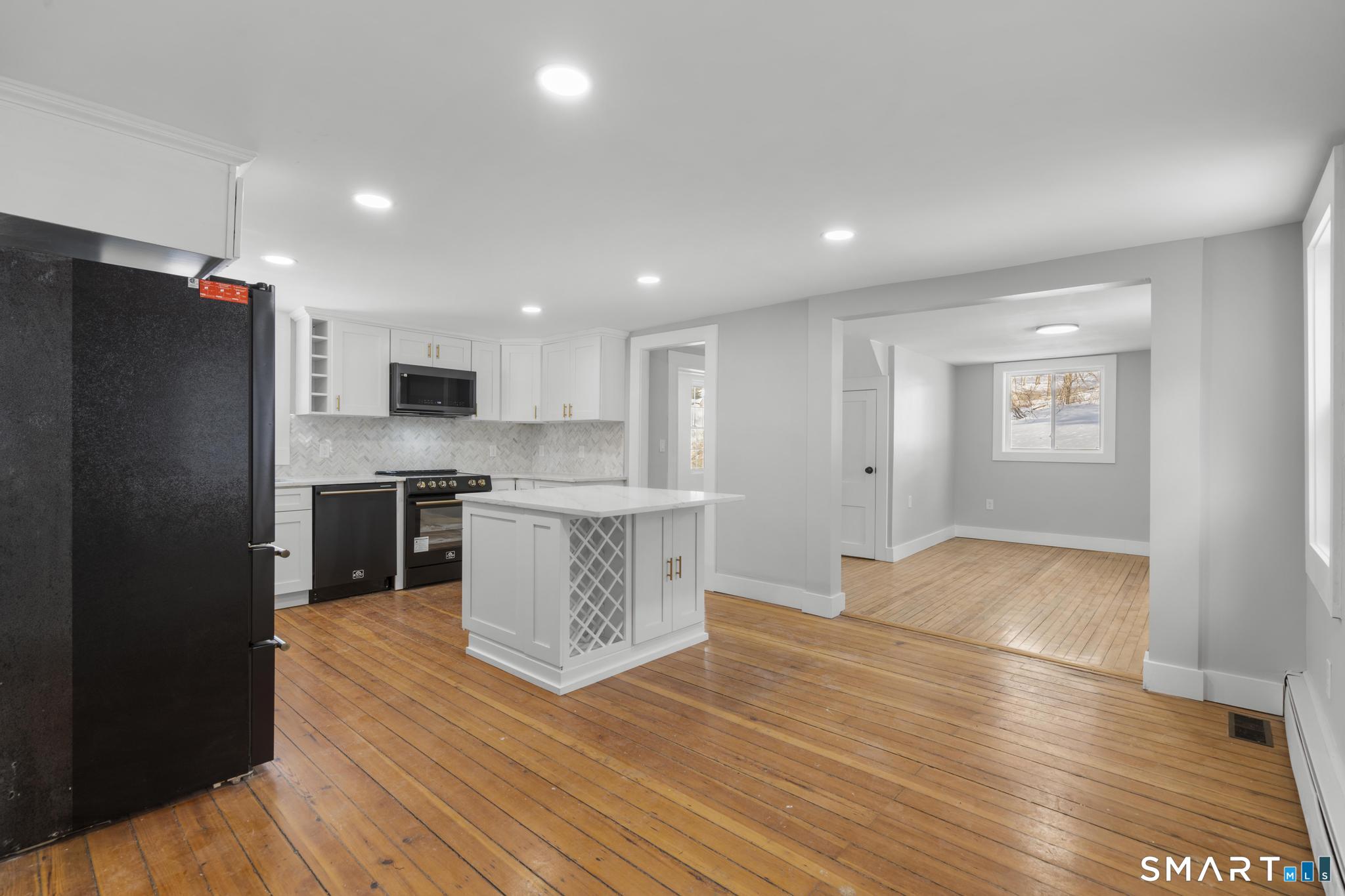 712 Main Street Glastonbury CT 06073