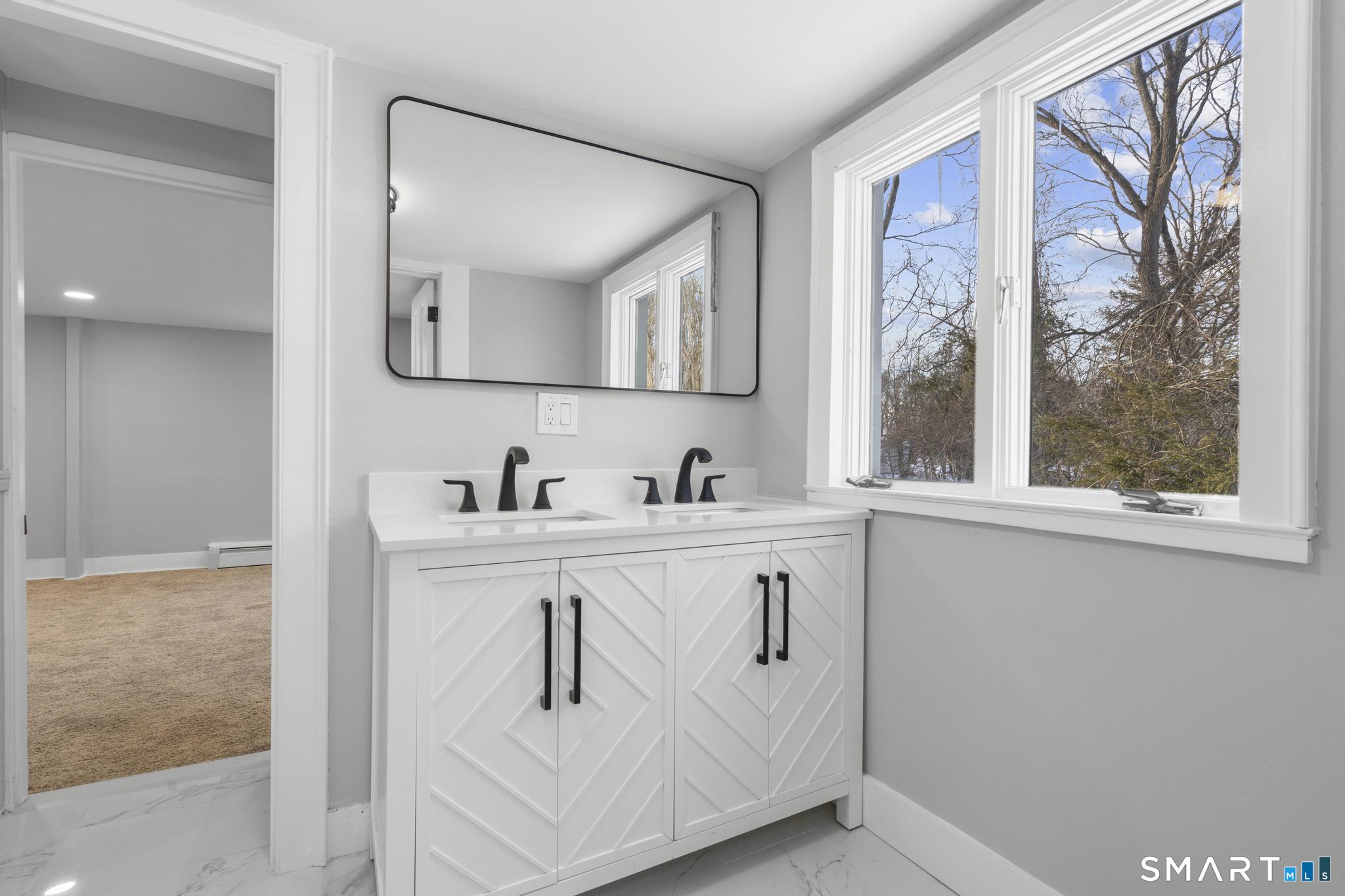 712 Main Street Glastonbury CT 06073