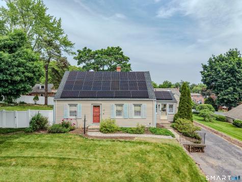 10 Manning Road Windsor Locks CT 06096