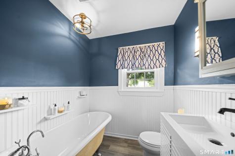 10 Manning Road Windsor Locks CT 06096