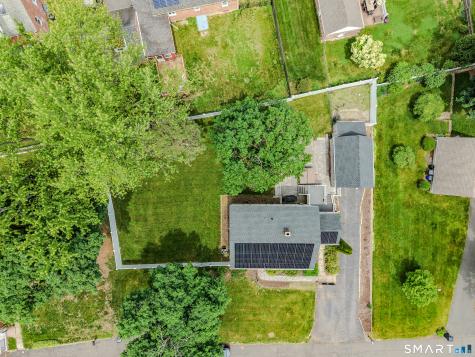 10 Manning Road Windsor Locks CT 06096