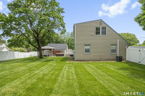 10 Manning Road Windsor Locks CT 06096