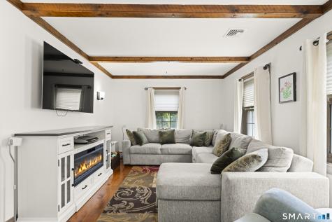 10 Manning Road Windsor Locks CT 06096