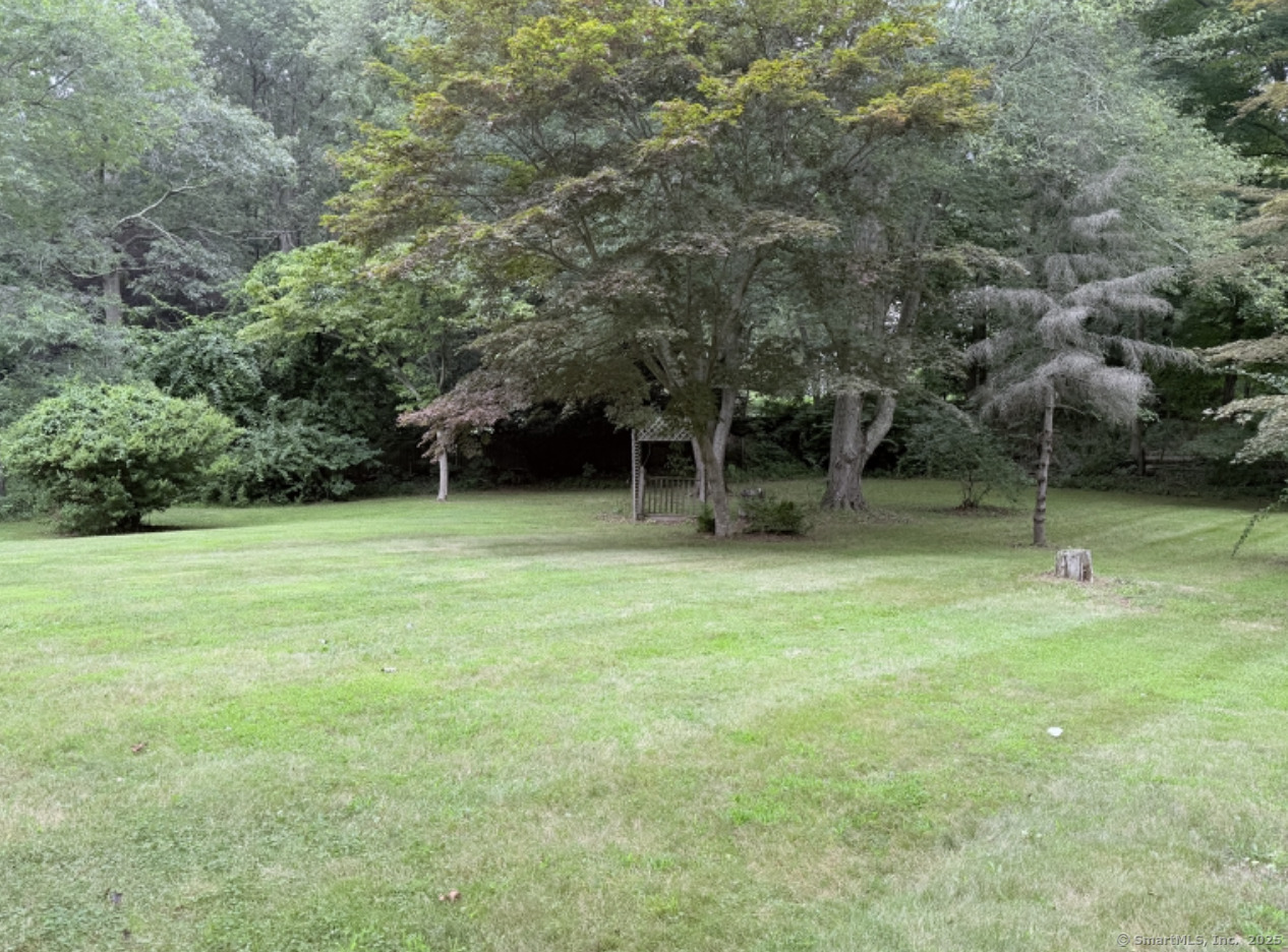 11a/11b Pond Circle Road Westbrook CT 06498