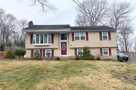 18 Sterling Drive New Milford CT 06776