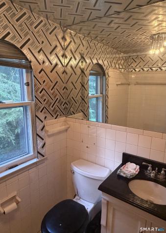 21 Athol Place Hamden CT 06517