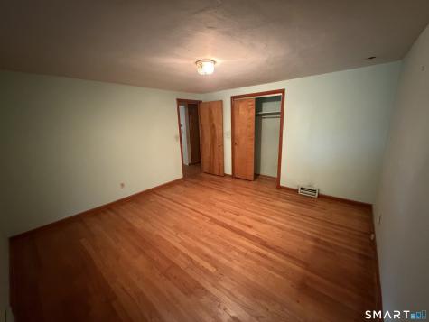 21 Athol Place Hamden CT 06517