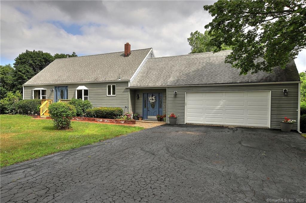 7 Roarke Road North Haven CT 06473