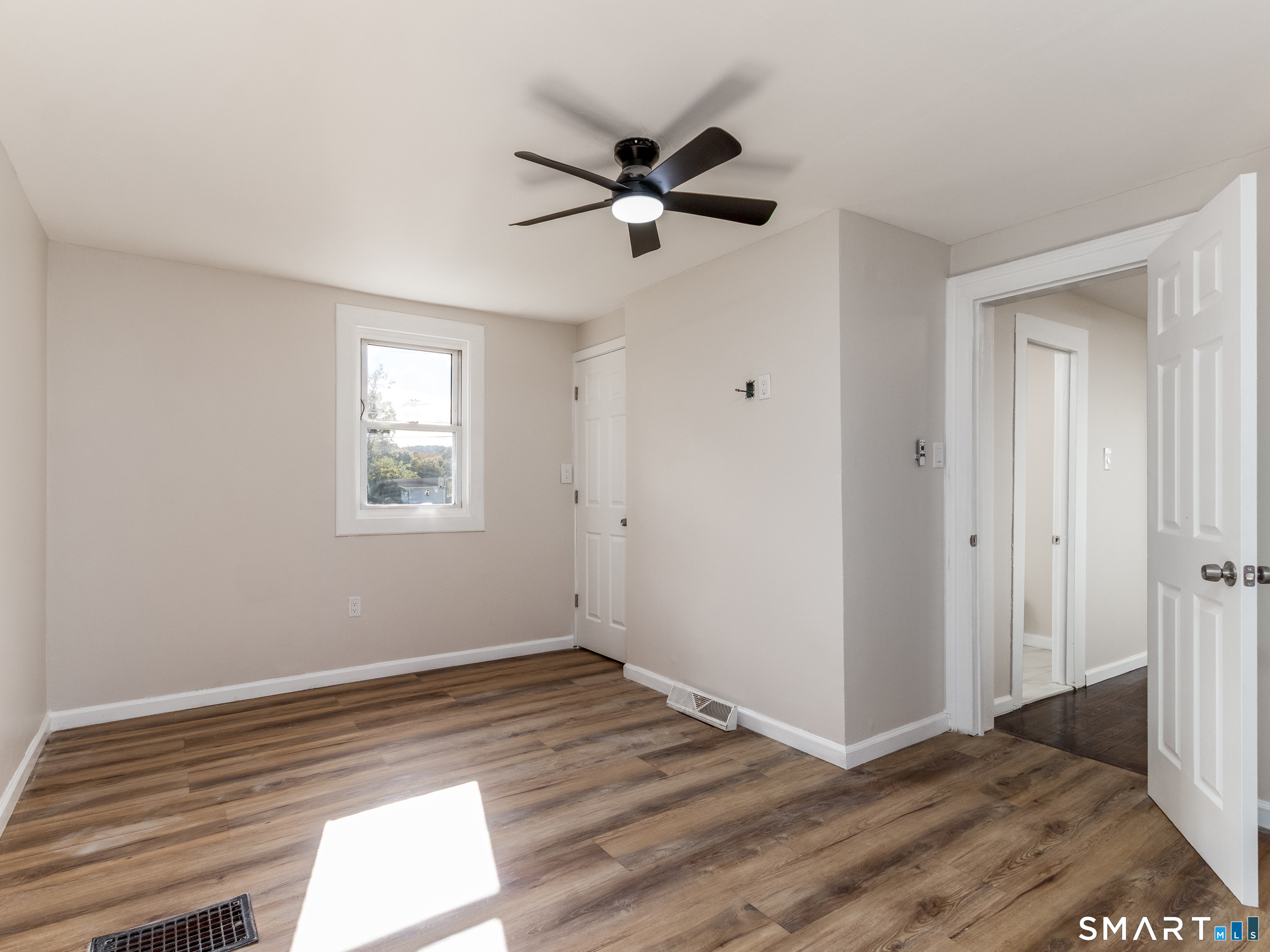 61 Clark Avenue North Haven CT 06473