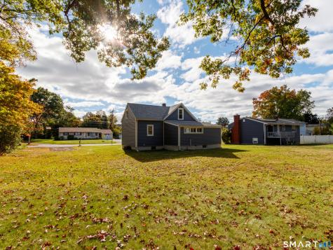61 Clark Avenue North Haven CT 06473
