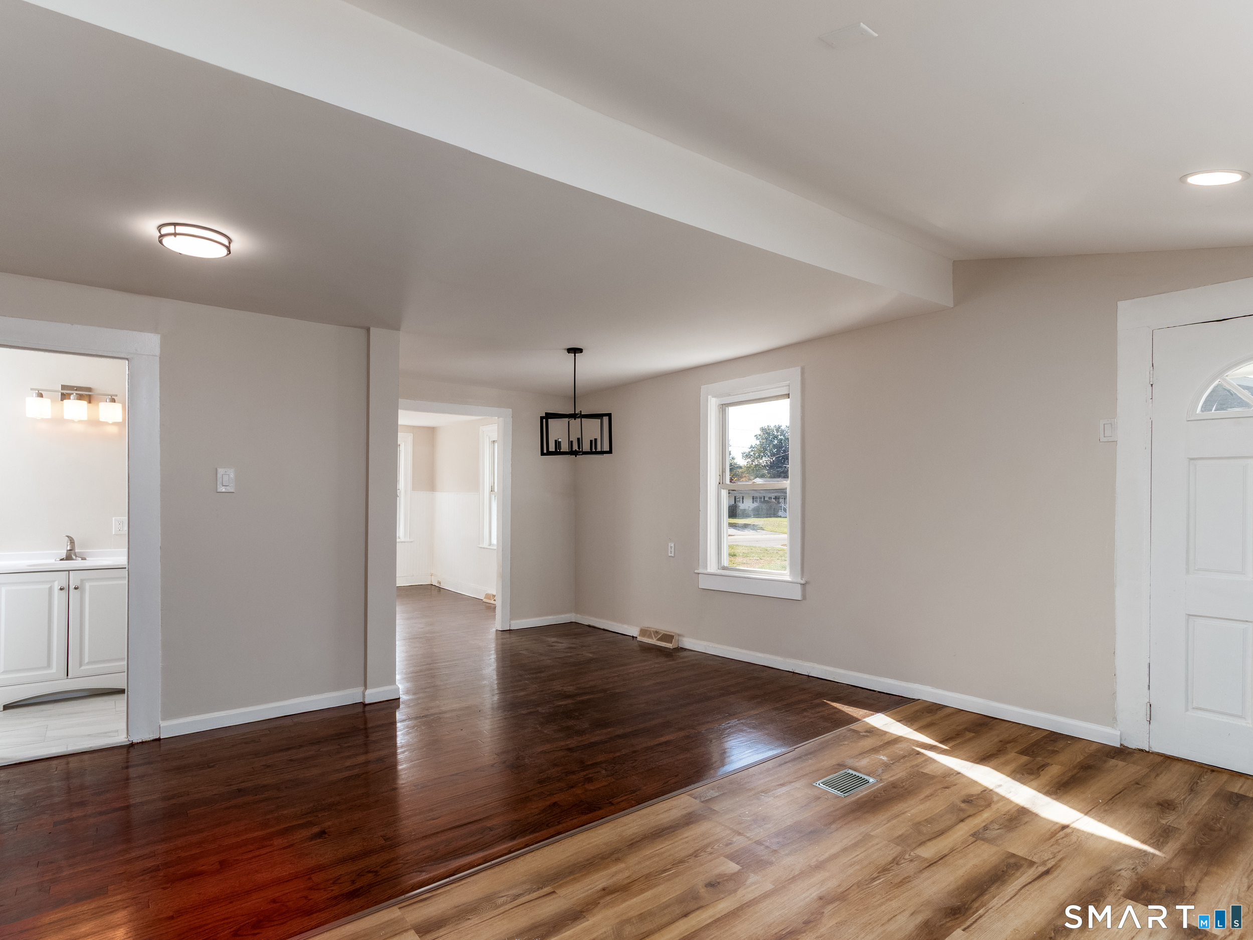 61 Clark Avenue North Haven CT 06473