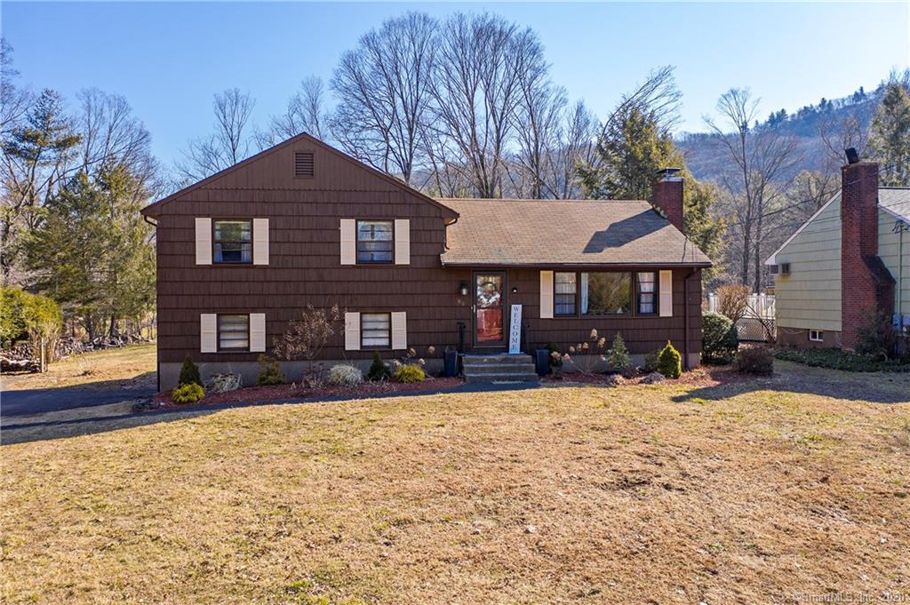 83 Dunn Road Hamden CT 06518
