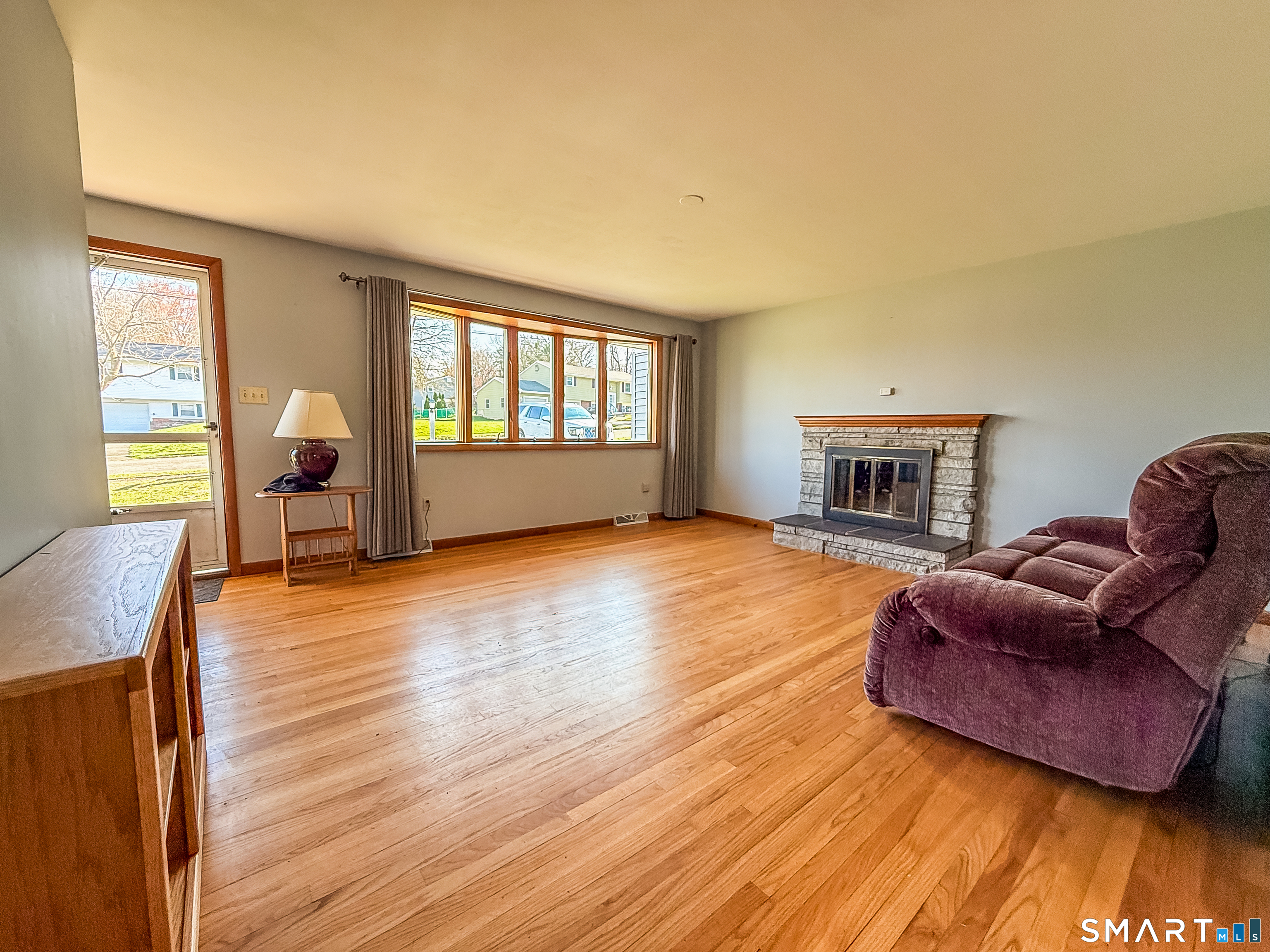 27 Londonderry Drive Wallingford CT 06492