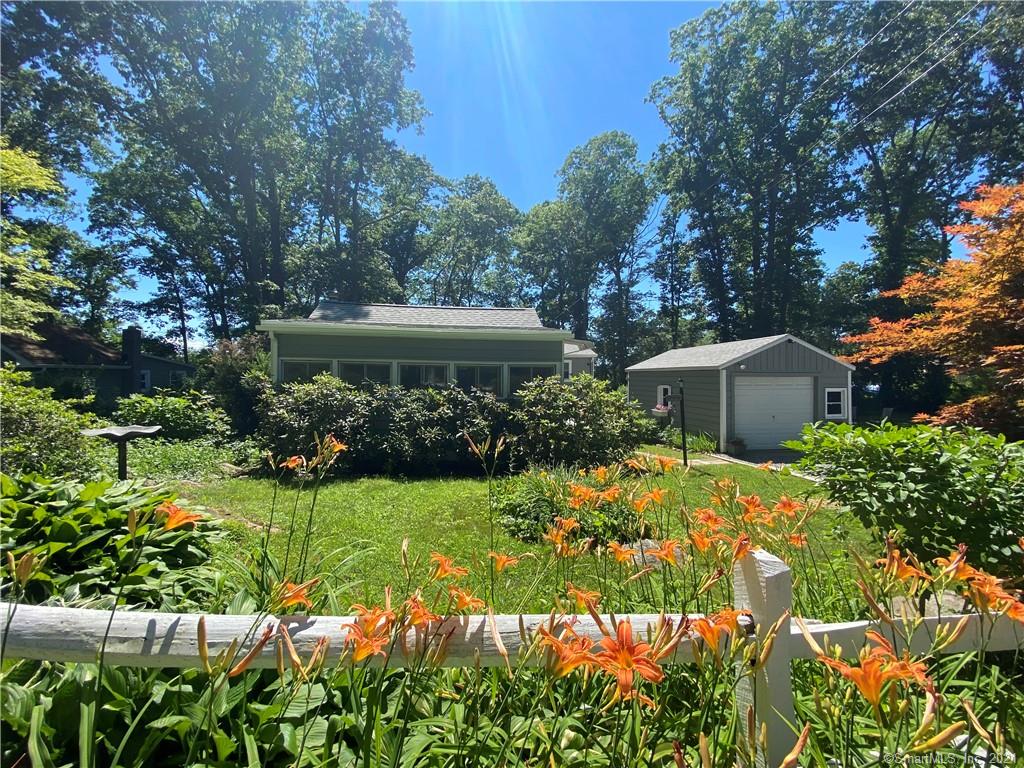 61 Pine Trail Danbury CT 06811