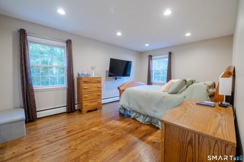 23 Oakwood Drive Ledyard CT 06335