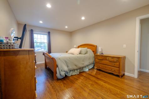 23 Oakwood Drive Ledyard CT 06335